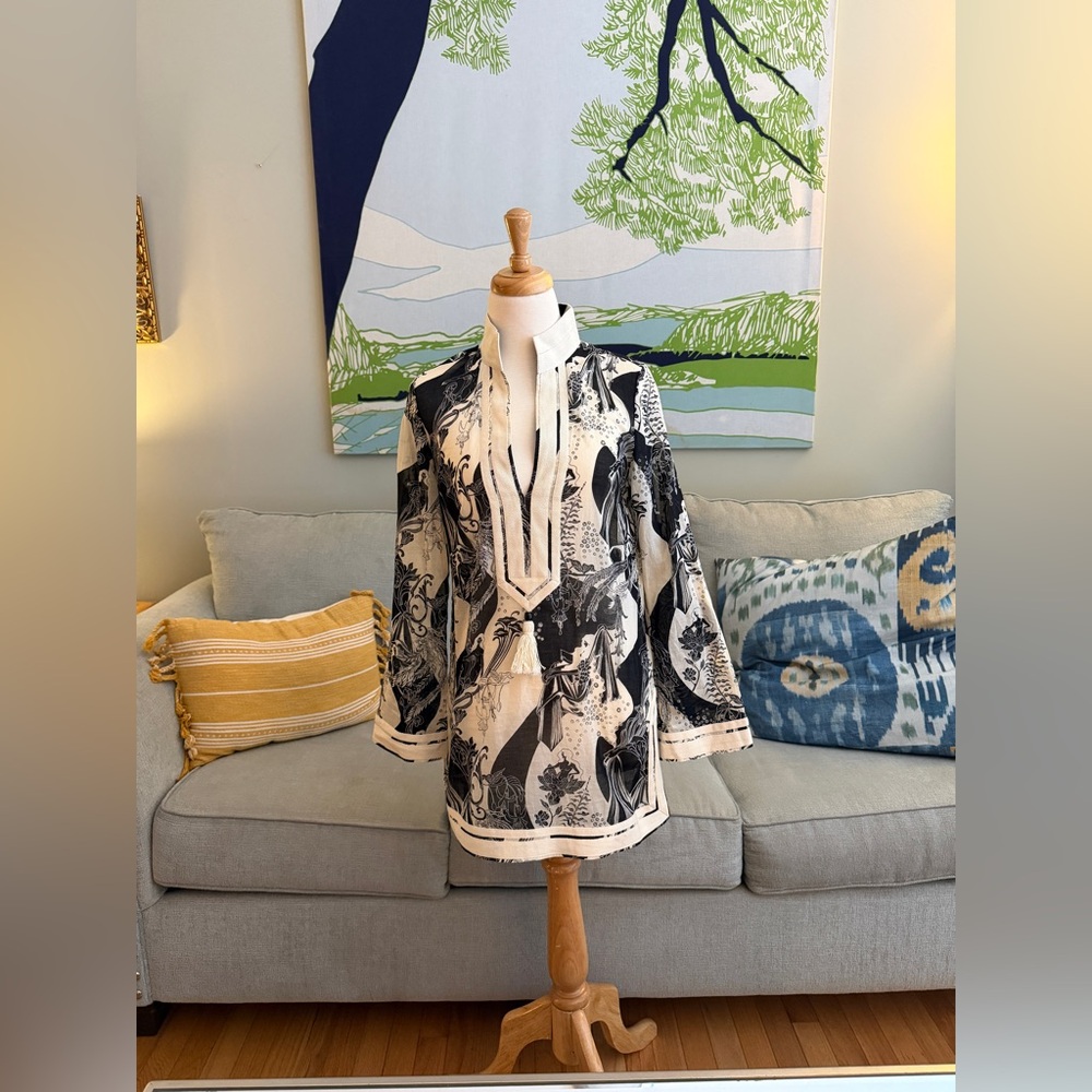 Tory Burch Monochrome beautiful abstract print tunic